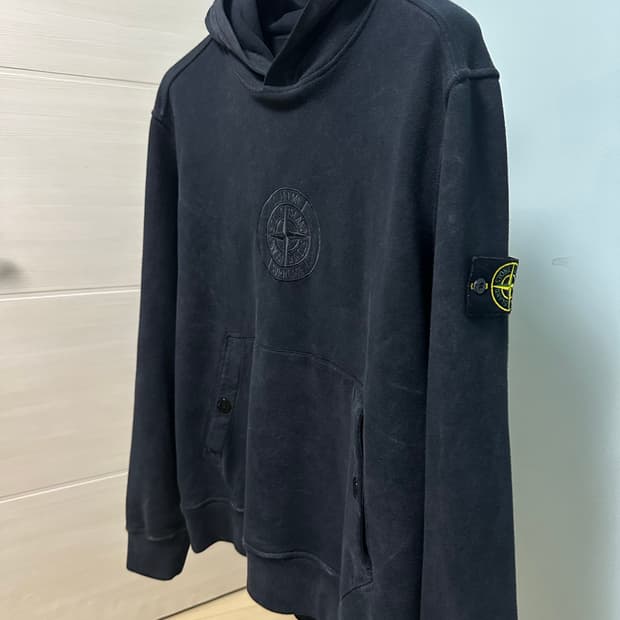 스톤아일랜드X슈프림 콜라보 후드 블랙 L 사이즈