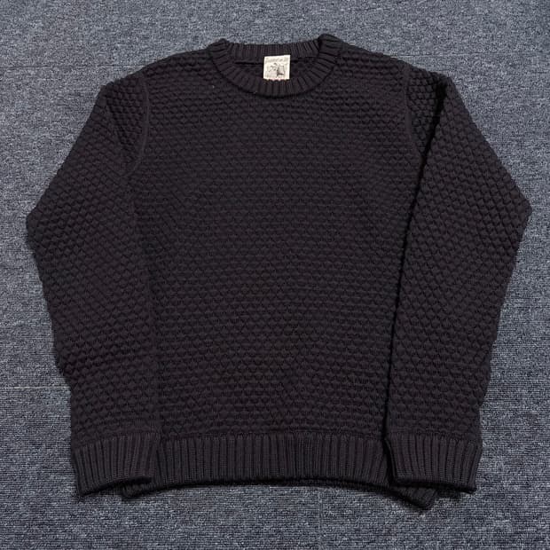 S.N.S Hearning 패턴 울 스웨터