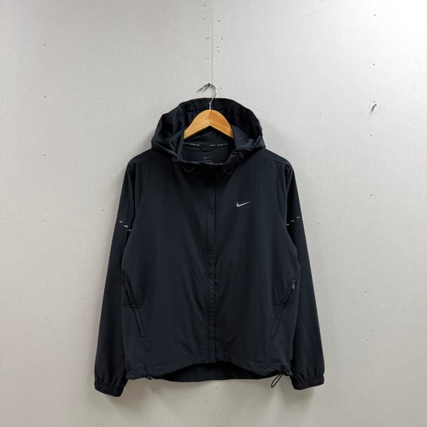 여성 xl / 나이키 스위프트 리펠 패커블 러닝 자켓 블랙 25년 신형