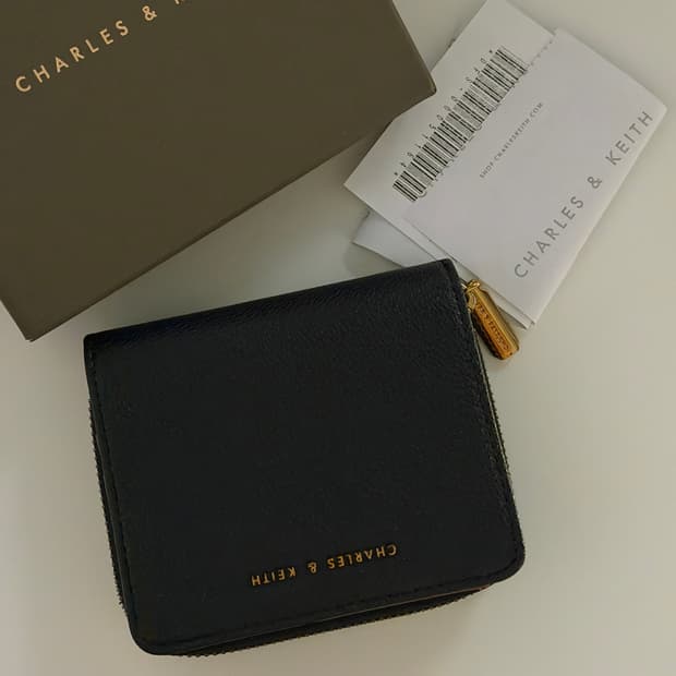찰스앤키스 블랙 XXS 사이즈 지갑 블랙 버건디