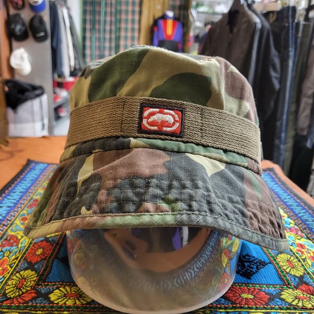 에코 언리미티드 카모 버킷햇