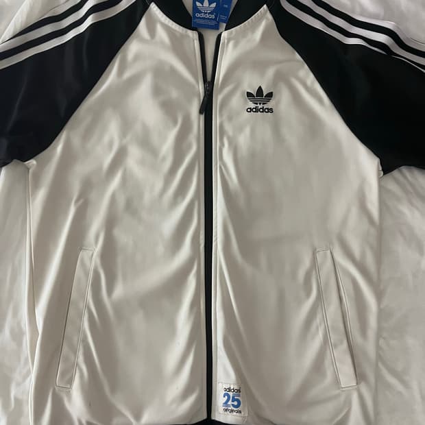 아디다스 니고베어 져지