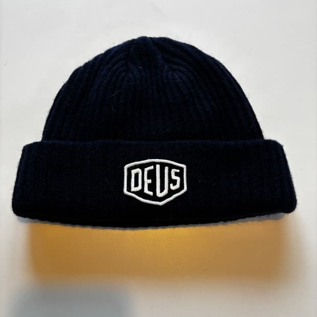 데우스엑스마키나 비니 네이비