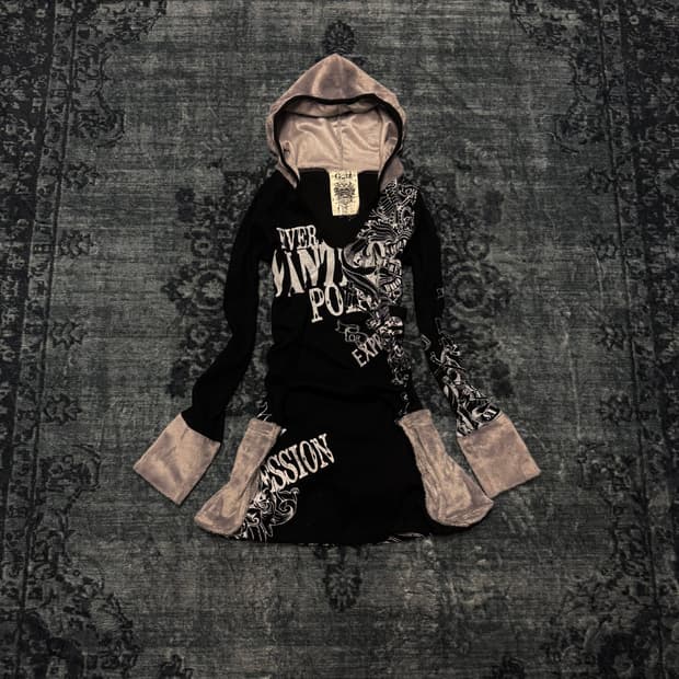 Glitz 00s cross fur fleece hoodie