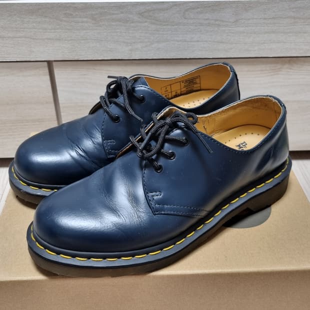닥터마틴 1461 네이비 UK7