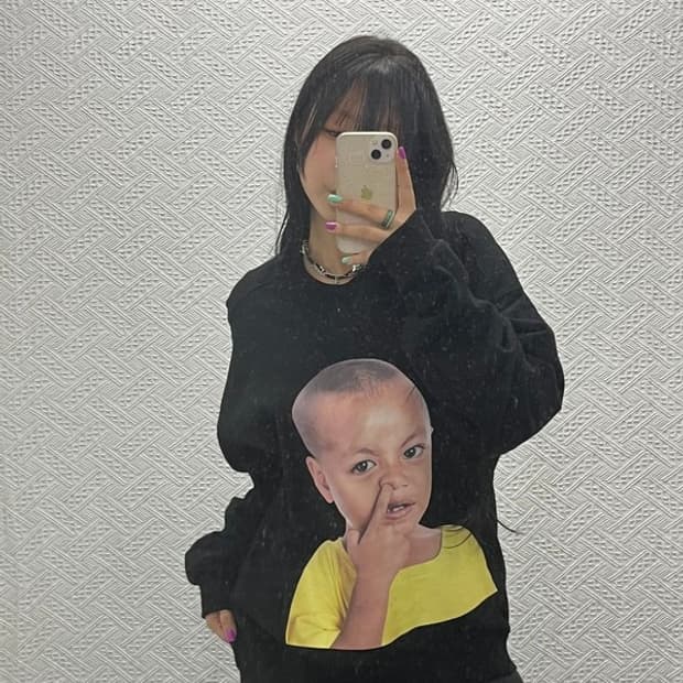 아크메드라비 스트릿 키치 빅프린팅 맨투맨 2 C06787