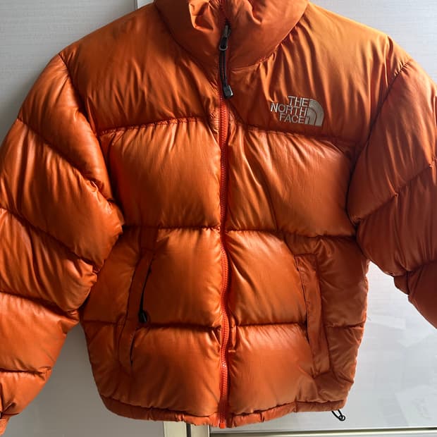 NORTHFACE 노스페이스 주황 오렌지 중앙 로고 눕시 패딩