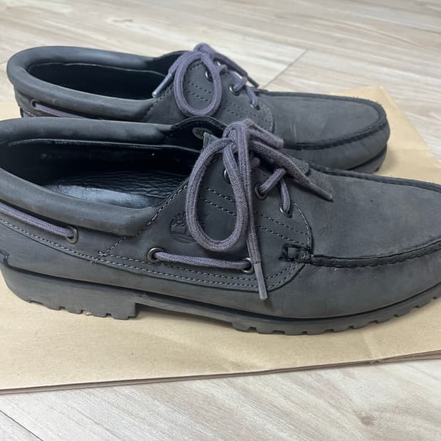 [290] timberland boat shoes gray