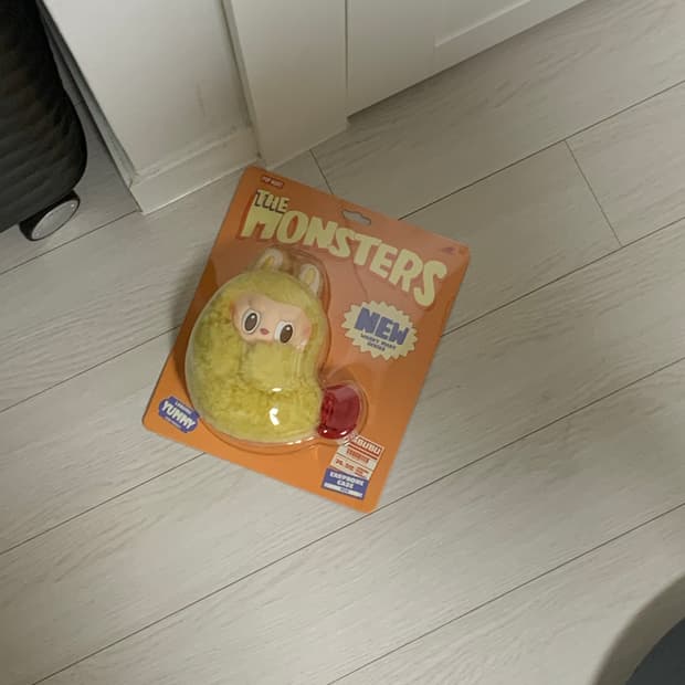 라부부 수상한편의점 이어폰백 새상품