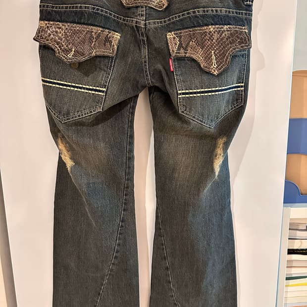 "TORNADO MART" Archive Distressed Snack