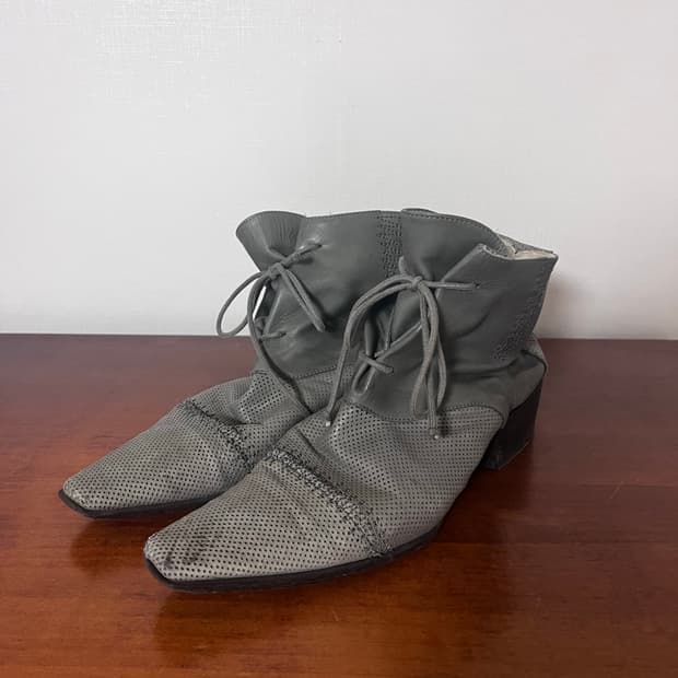 Marithe Francois Girbaud 회색 앵클 부츠