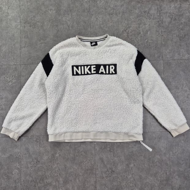 NIKE 후리스 맨투맨