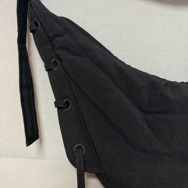 르메르 소프트 게임백 스몰 블랙