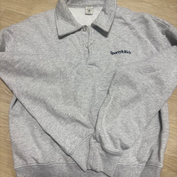 스포티앤리치 카라 맨투맨