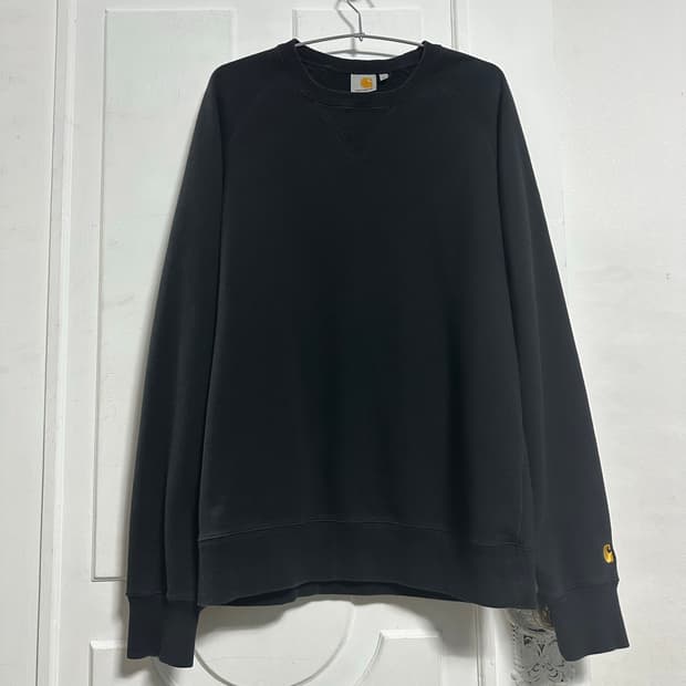 칼하트 WIP 체이스 맨투맨