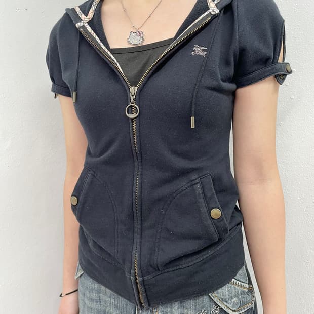 버버리 블루라벨 로고 하프 후드집업