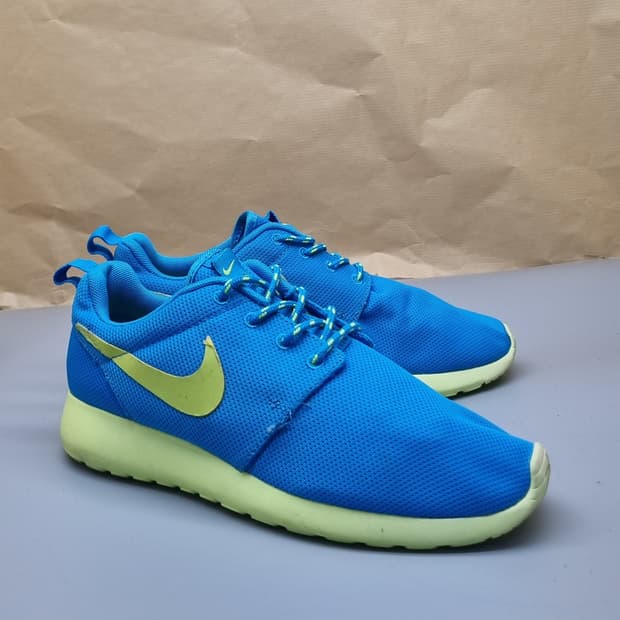 나이키 로쉬런 여성운동화230 