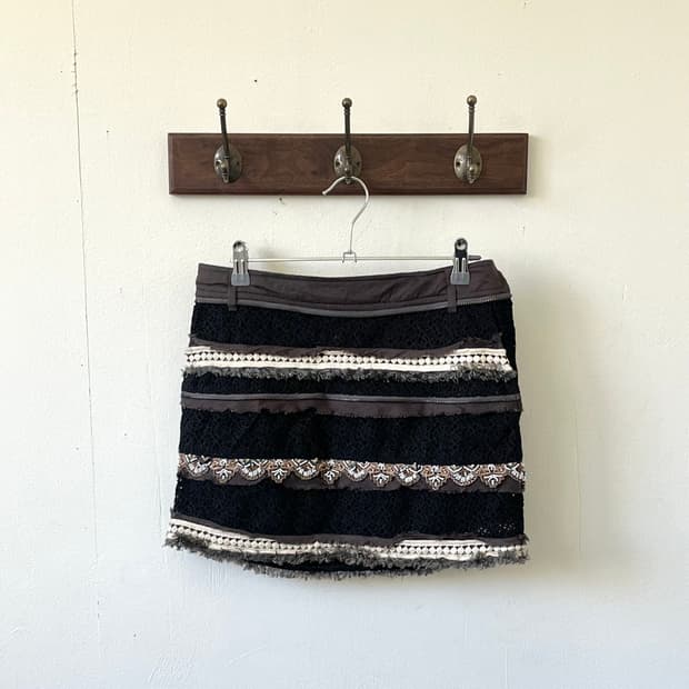 DOROA 아트 숏 스커트