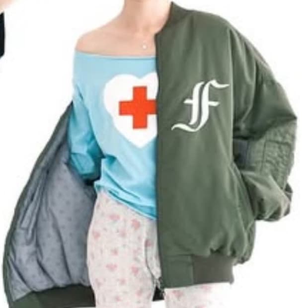 샵페어리 오프숄더