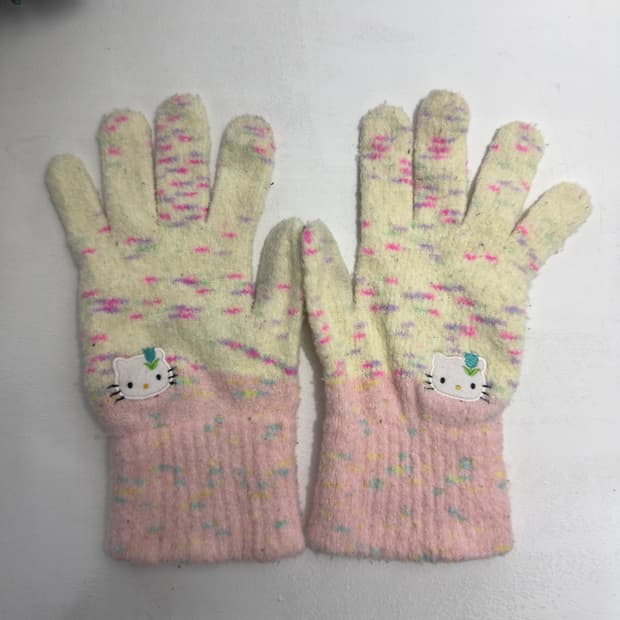 kitty gloves