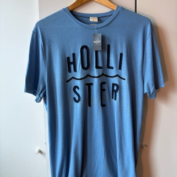 Hollister tshirts (새제품)