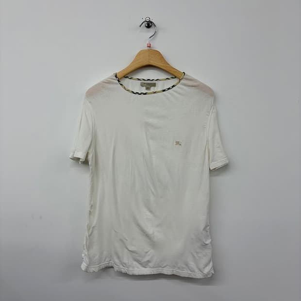 버버리 노바체크 트리밍 코튼 반팔 티셔츠 PN9726