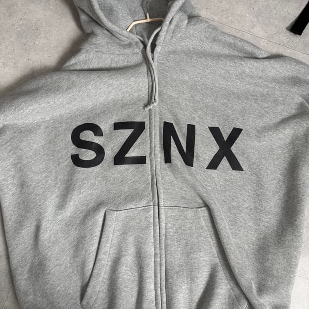 Ye(칸예웨스트)-SZNX HOODIE 3SIZE