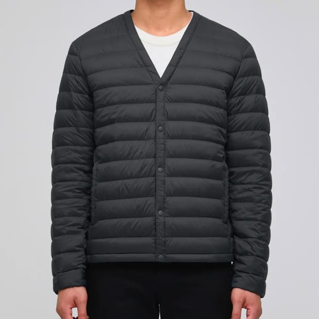 무신사스탠다드 브이넥 라이트 다운 경량 패딩 재킷