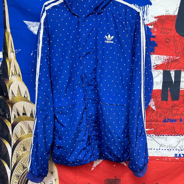 새상품급 퍼럴x아디다스 오버핏 바람막이 기모점퍼s90