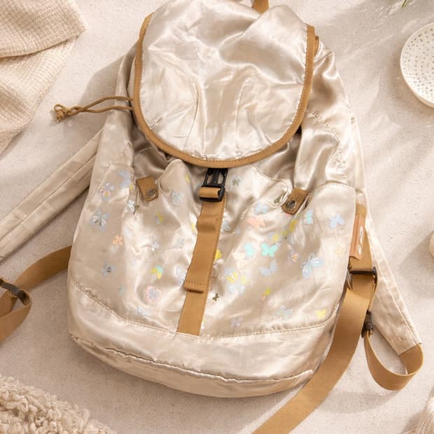 아디다스 희귀 매물 !!! 안나수이깔 모리걸st 나비 백팩