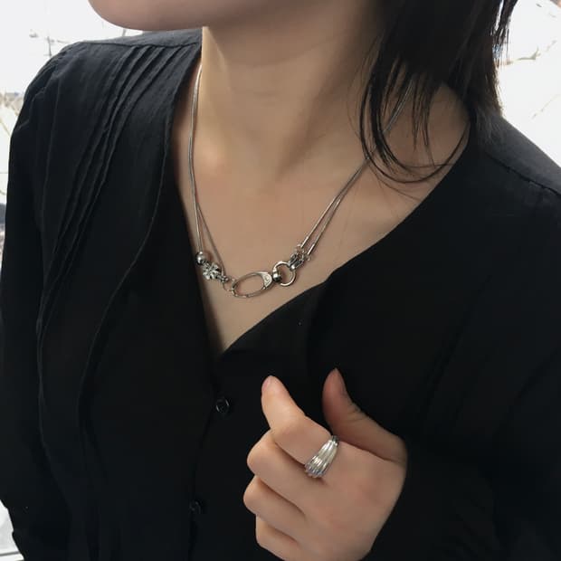 Sliver cross necklace