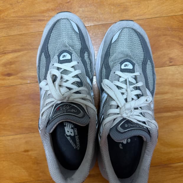 뉴발란스 990v6 usa 그레이 265사이즈 판매(상태좋음)