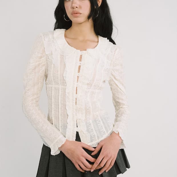 쓰리타임즈 threetimes Snow ruffle top