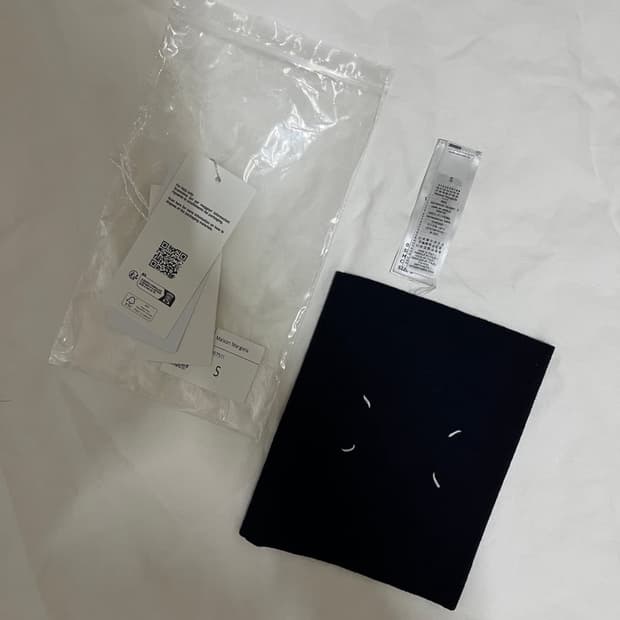 마르지엘라 넥 워머 팝니다.