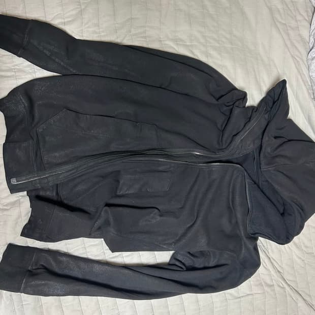 율리우스 롱 사선후드집업