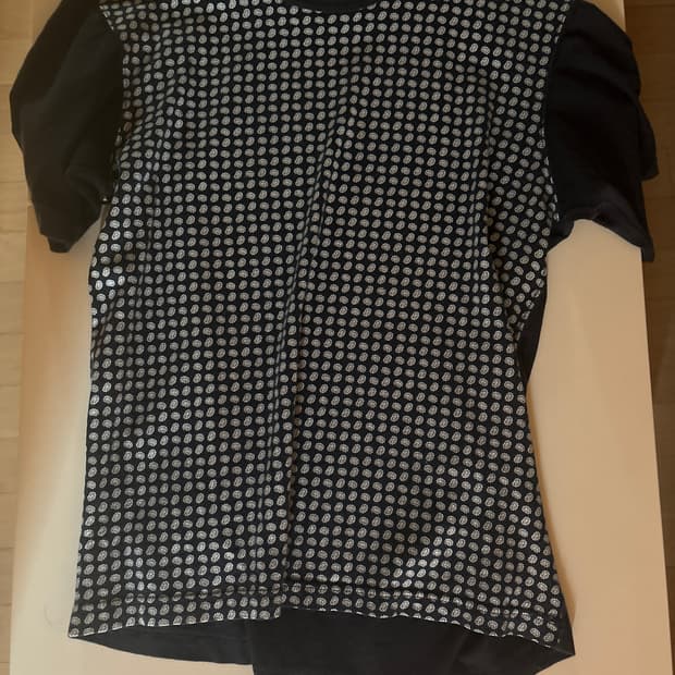 꼼데가르송 반팔