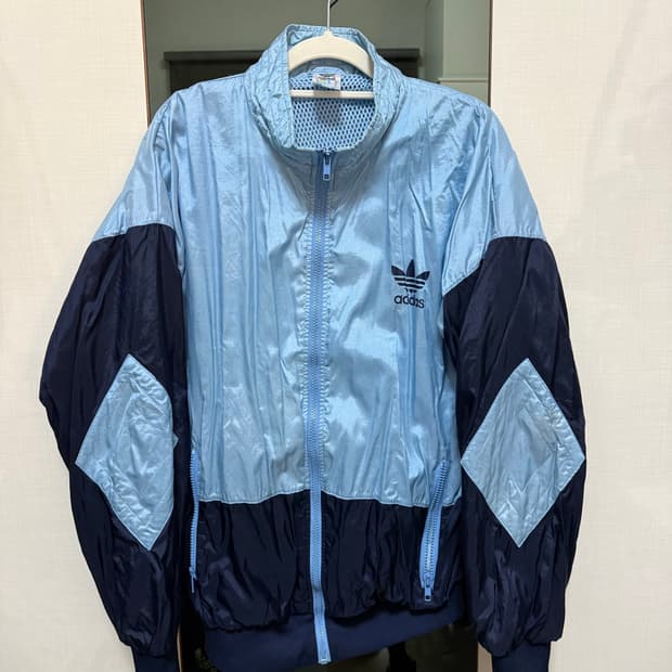 아디다스 바람막이