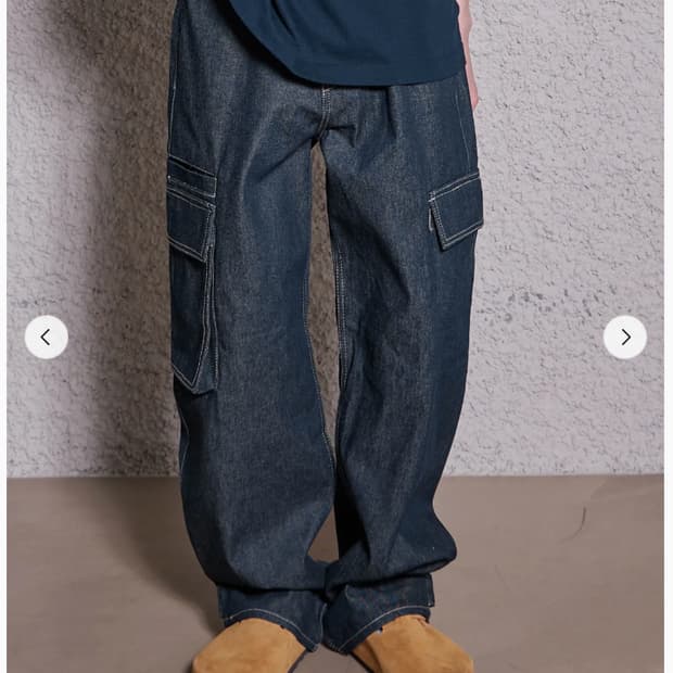 (마틴플랜)
Honest Cargo Semi Wide Denim 