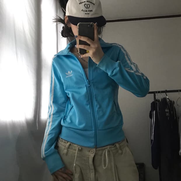 아디다스 연하늘 딱붙핏 져지