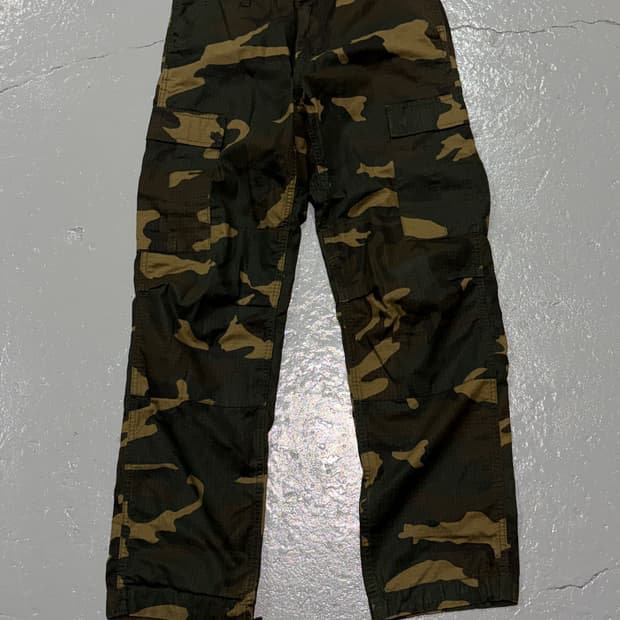 칼하트(Carhartt) 밀리터리 카모플라쥬 레귤러 팬츠  