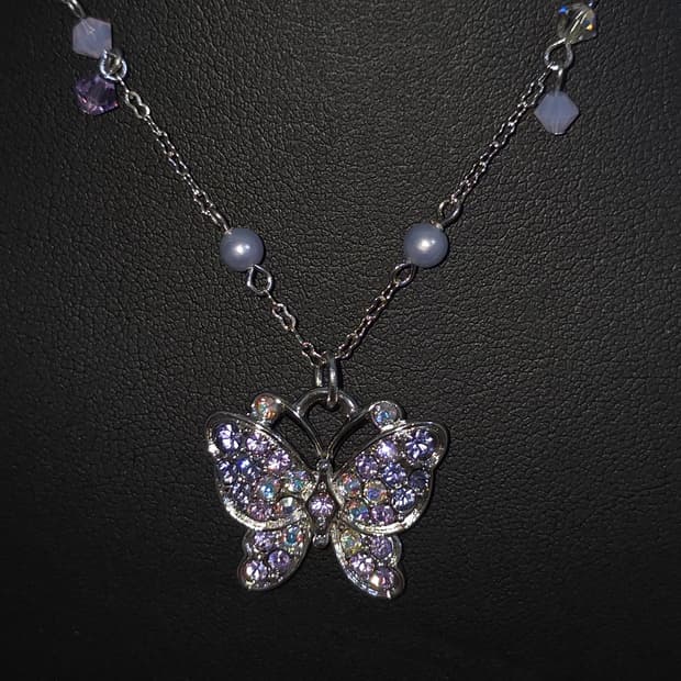 ANNASUI 안나수이 퍼플비즈 나비모티브 목걸이