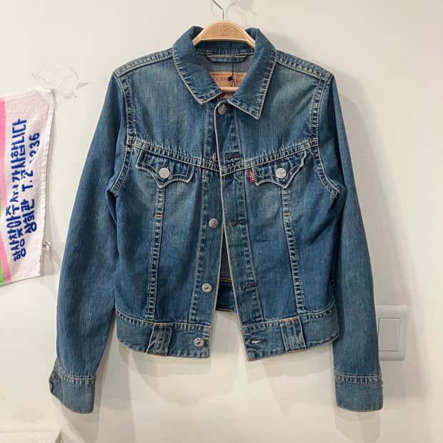 111 리바이스 웨스턴 데님 청자켓