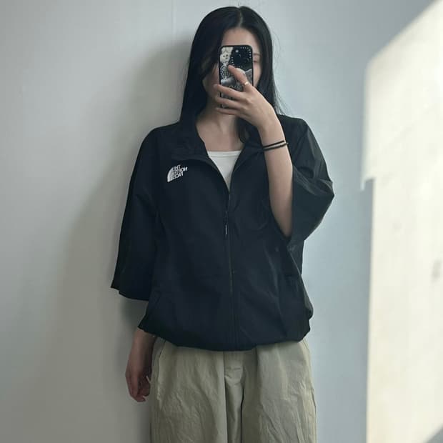 노스페이스 블랙 하프 바람막이 자켓