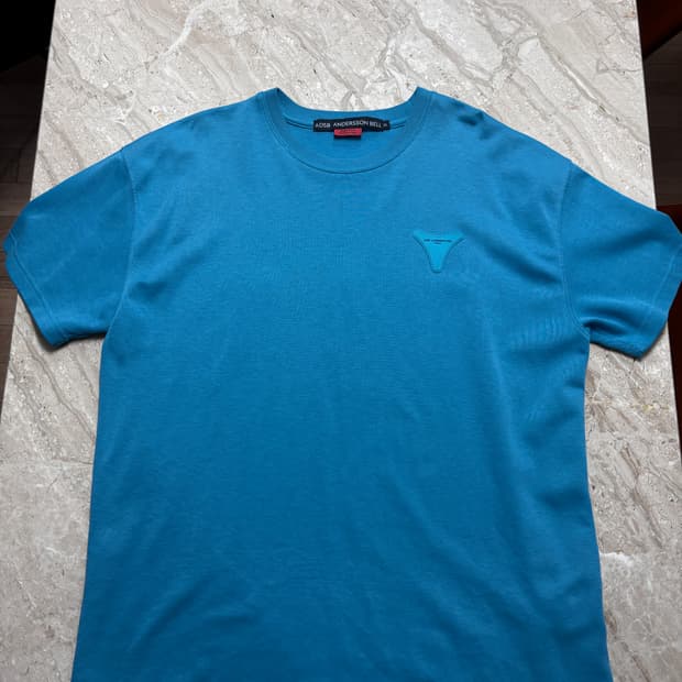 하자없음) 앤더슨벨 스툴 유니섹스 스툴 패치 로고 티셔츠 XL