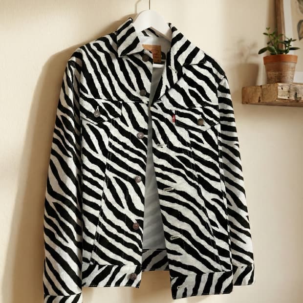 슈프림 x 리바이스 지브라 트러커자켓 (라지)