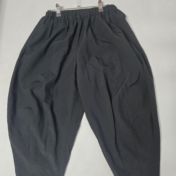 꼼데가르송 울 100  벌룬팬츠 xs