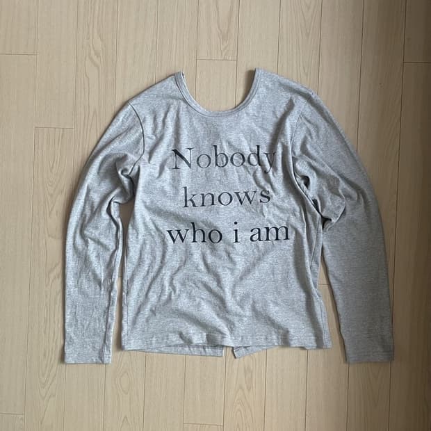 동은 롱슬리브 티셔츠