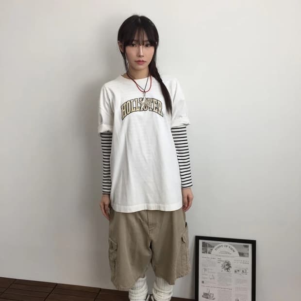 Hollister Boxy Logo Tee