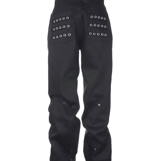 (새상품) 비엑세스 Eyelet Button Black Jeans