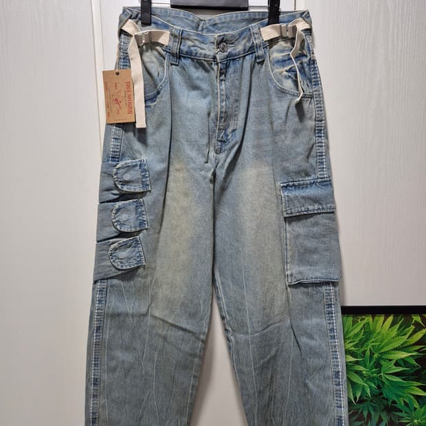 (타임세일)(새상품)트루릴리젼 카고 워싱진 데님